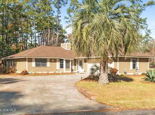 20 Bayberry Cir, Carolina Shor, NC 28467