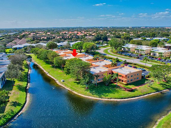 2nd image of 15216 Lakes Of Delray Boulevard #130
