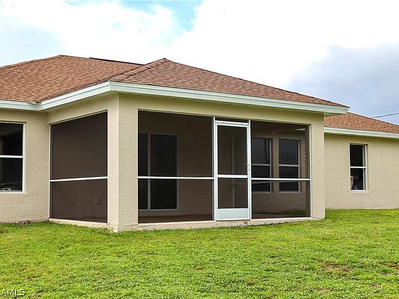 4th image of 408 NE 25th St