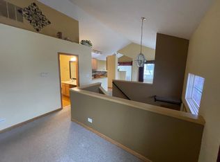 252 New Haven Dr, Cary, IL 60013