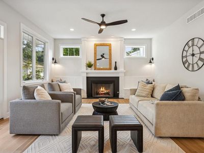 N1524 Oak Shores STREET, Fontana, WI, 53125