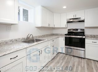 8923 SE Reedway St #B, Portland, OR 97266