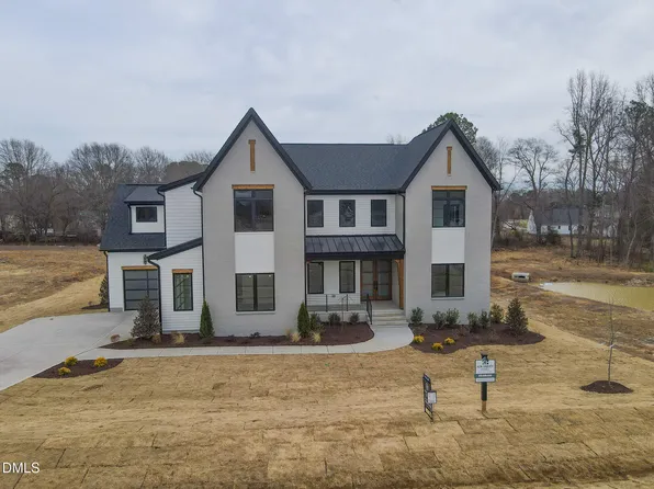 5841 Carriage Gate Dr, Raleigh, NC 27603