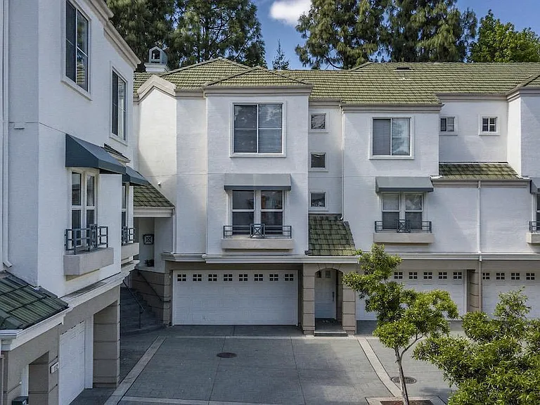 440 Navaro Pl #116 — Photo 30