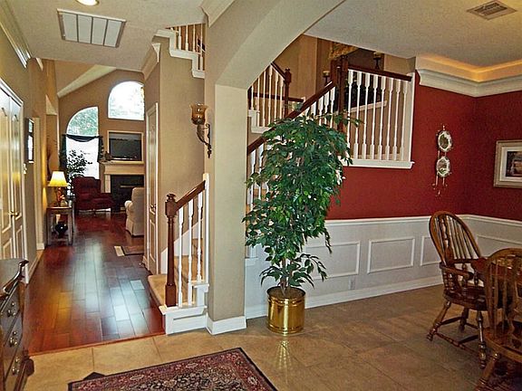 2nd image of 22439 Silvermist Ln