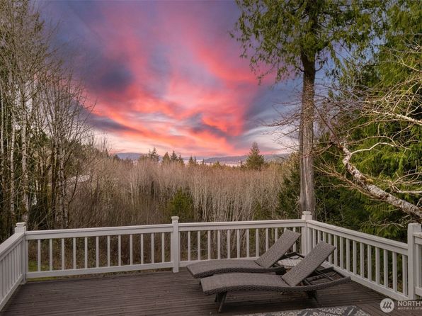 10234 Rising Hill Lane NW, Silverdale, WA 98383