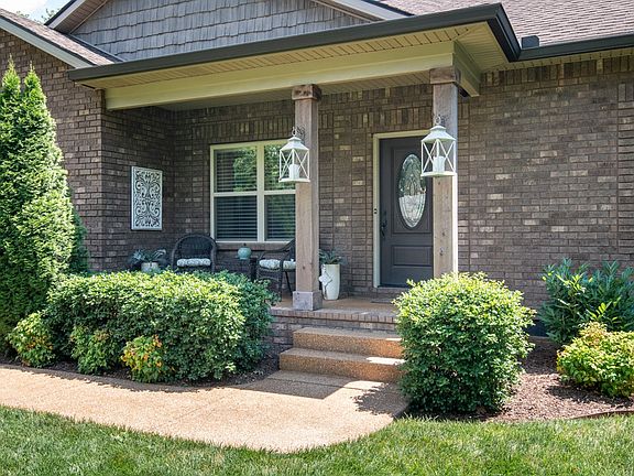 2nd image of 1616 Shady Crest Dr