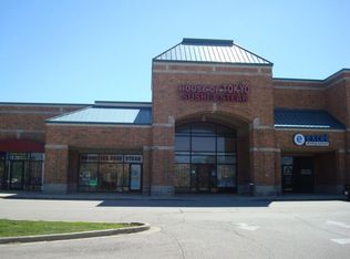 2762 E Main St, St Charles, IL 60174