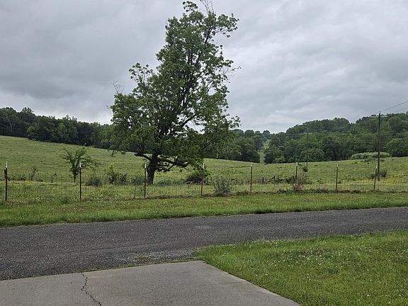 4th image of 144 Vineyard Rd