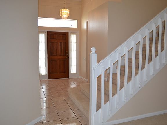FRONT ENTRY HALL