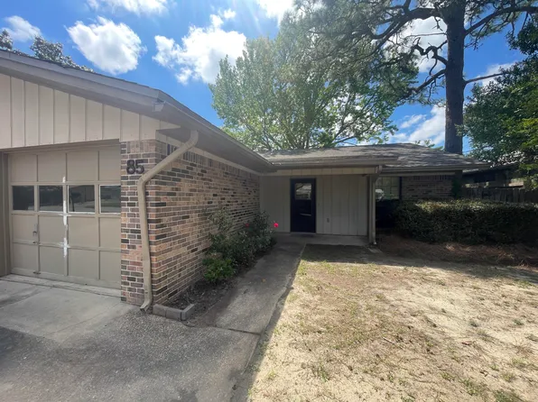 85 Catamaran Ln, Shalimar, FL 32579