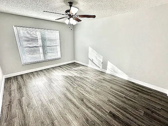 5th image of 4400 1st St N Unit 207