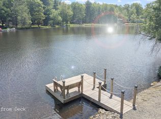 102 Elm Ct, Dingmans Ferry, PA 18328