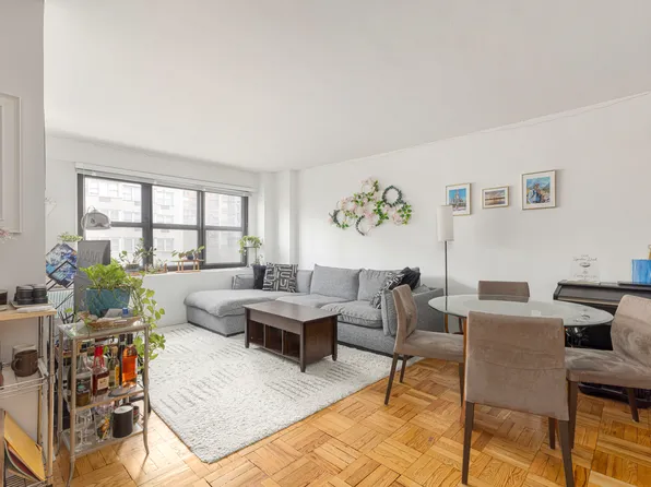 240 East 76th Street image 1 of 7