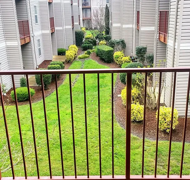 Parkside Apartments — Photo 86