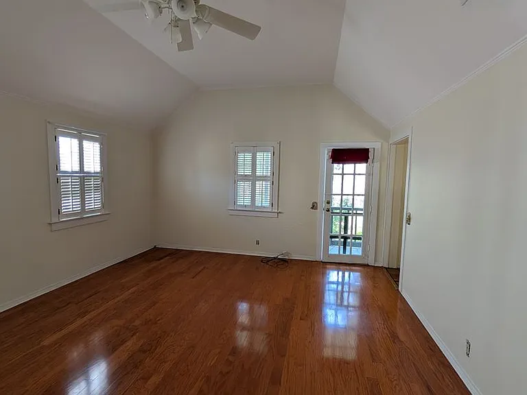 76 Marine St — Photo 32