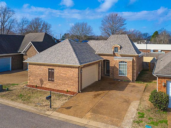 2nd image of 6433 Arbor Lake Dr W