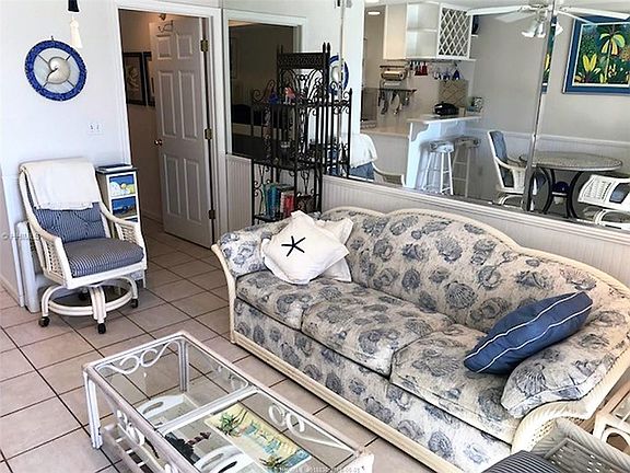 3rd image of 4 N Forest Beach Dr APT 122