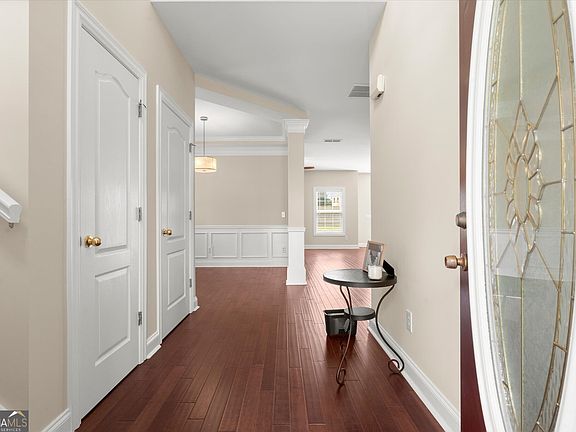 3rd image of 929 College Place Ct NW