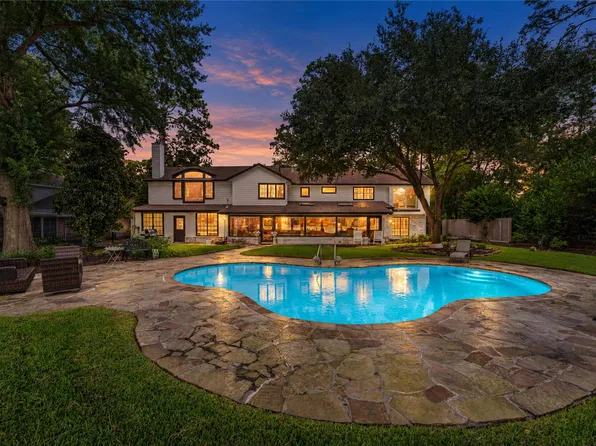 13131 Holston Hills Dr, Houston, TX 77069