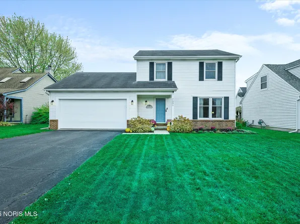 7331 Twin Lakes Rd, Perrysburg, OH 43551