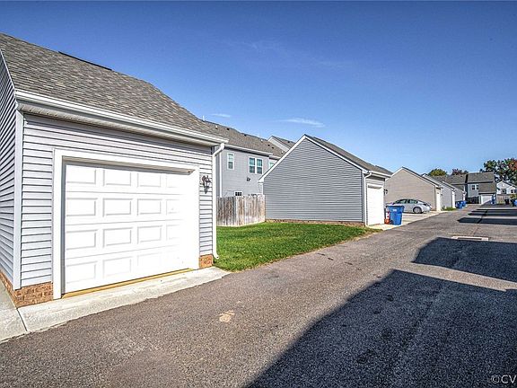 2nd image of 7845 Mint Ln