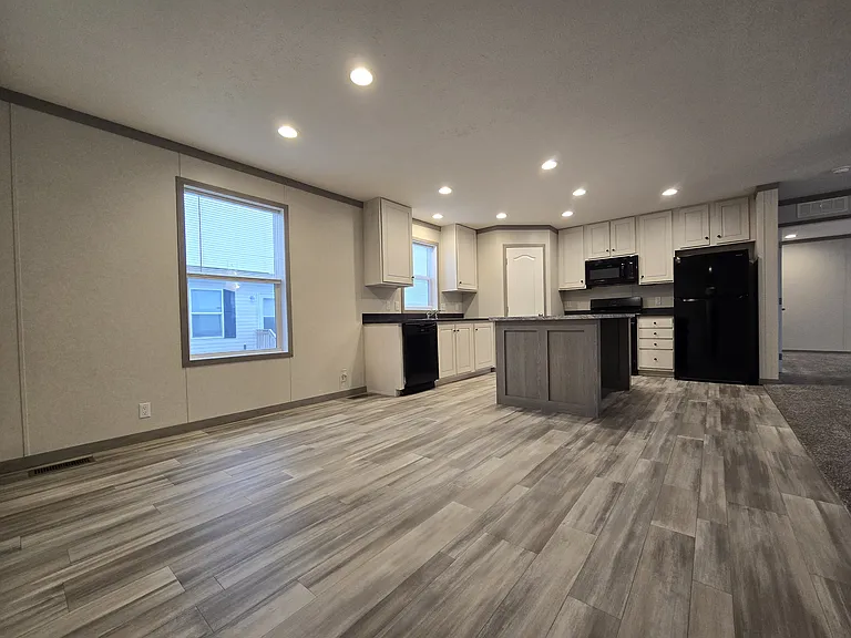 Sunset Ridge — Photo 21