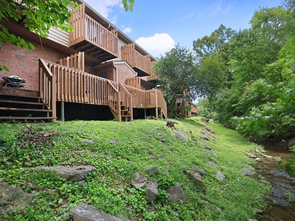 306 Hickory Pl, Nashville, TN 37214
