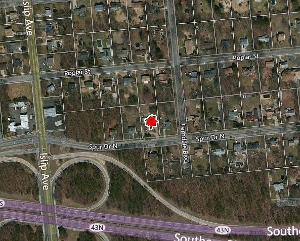 2nd image of 1623 Spur Dr N