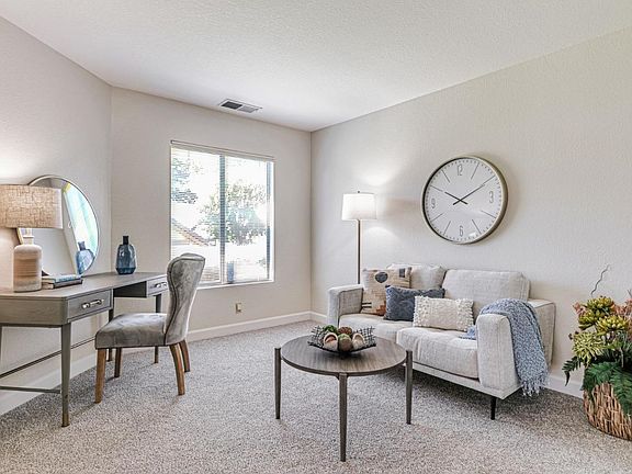 4th image of 7530 Morevern Cir
