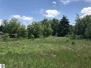11643 Clearview Dr, Williamsburg, MI 49690