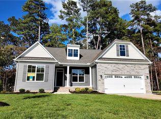 1130 Wharf Hill Dr, Smithfield, VA 23430