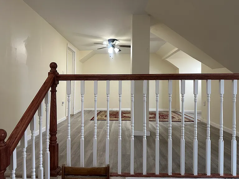 49 Parkside Ln — Photo 16