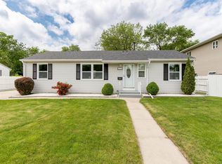 8524 Stevens Ave S, Bloomington, MN 55420