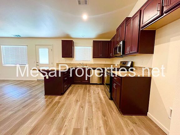 5th image of 9550 Tamarisk Ave APT 132