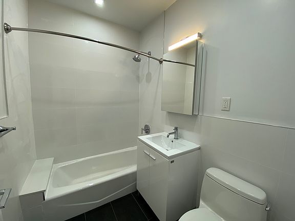 5th image of 486 Brooklyn Ave #3225