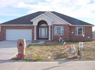 109 Gladwyn Dr, Millstadt, IL 62260