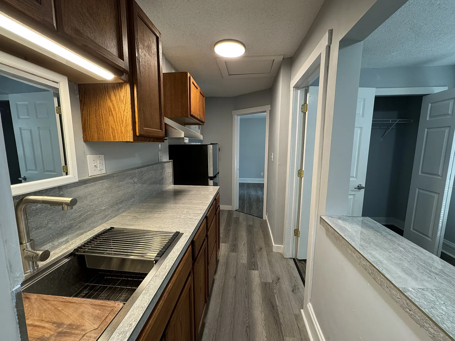 1 bed, 350 sqft, $850 — Photo 1