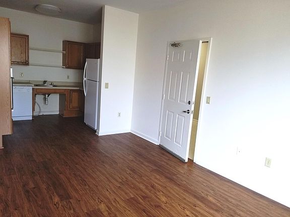 Spacious living room!