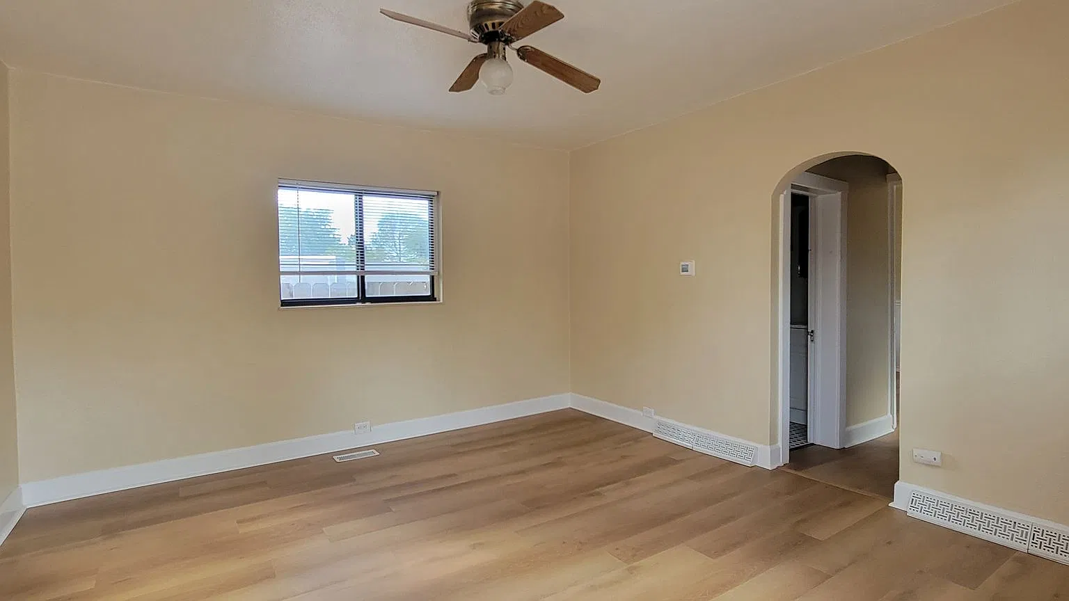 1265 Park Ave — Photo 3