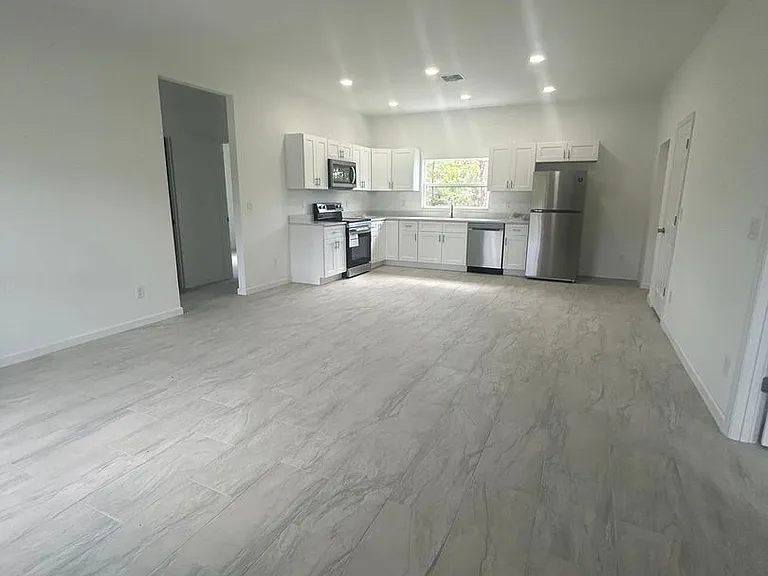 751 Pacific St — Photo 6