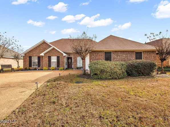 354 Kings Ridge Cir, Brandon, MS 39047