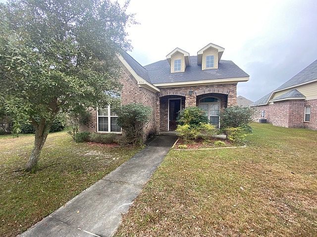 1st image of 524 Palm Breeze Dr