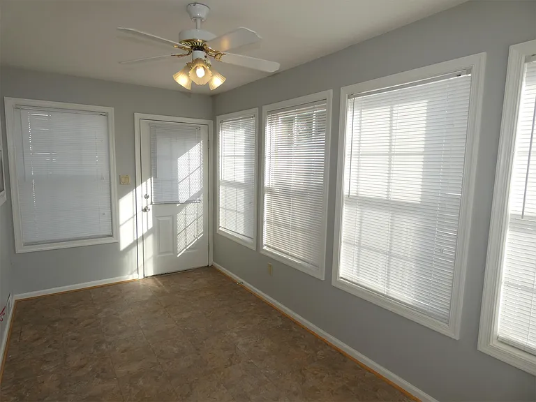 2623 Van Buren St #A — Photo 10