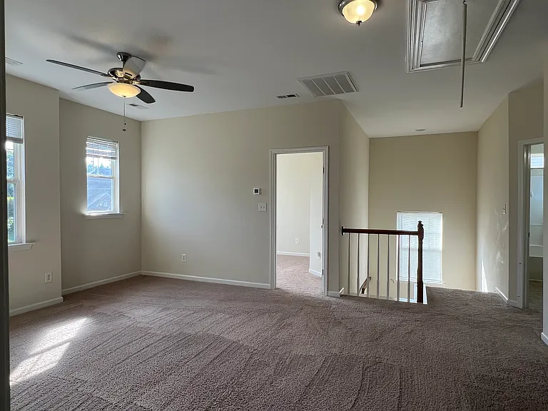 1429 Dairy Glen Dr — Photo 29