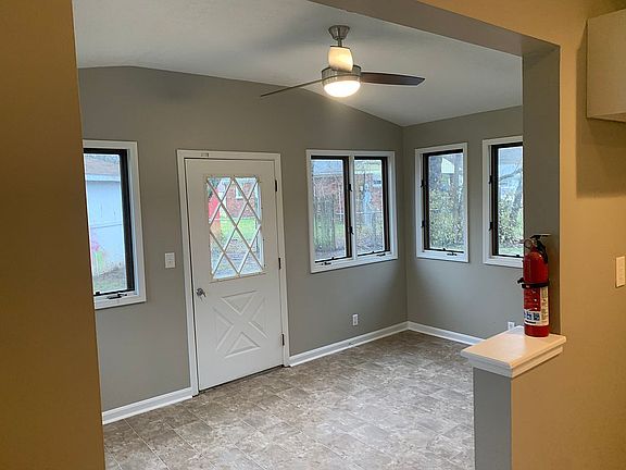 5th image of 13310 Tennis Blvd