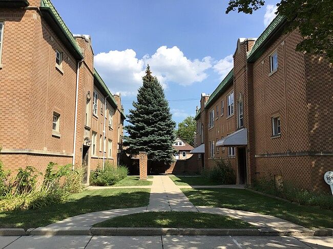 1st image of 2017 N Lavergne Ave APT 1B