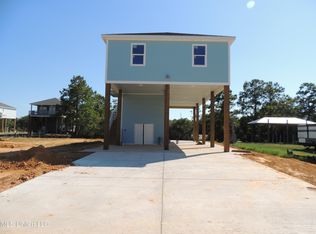 5017 Washington St, Bay Saint Louis, MS 39520
