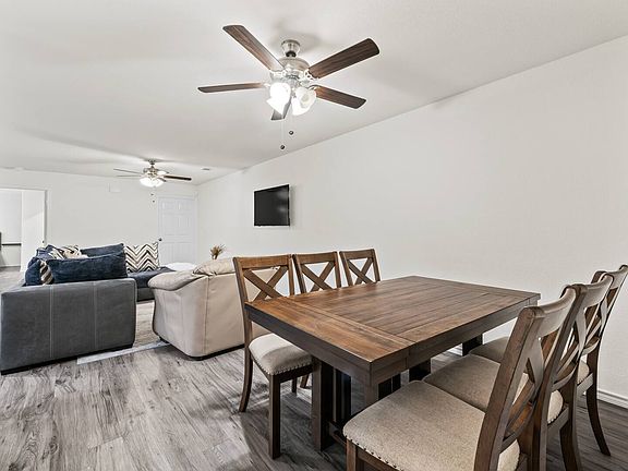 3rd image of 2314 Dalworth St #2314