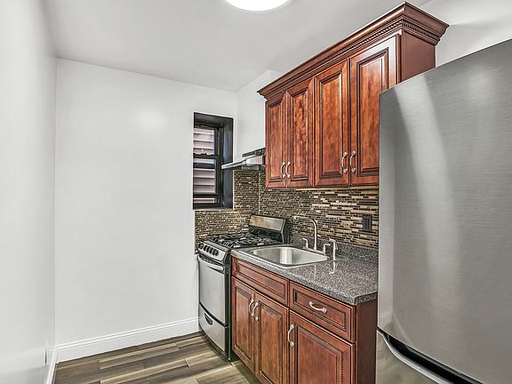 2nd image of 69 Troutman St APT 2R